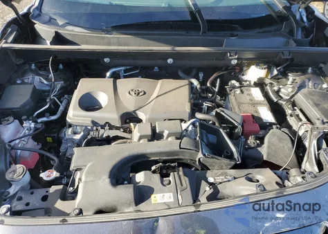 2022 Toyota Rav4 Xle Premium z USA, uszkodzony, nr VIN 2T3A1RFV9NC310662